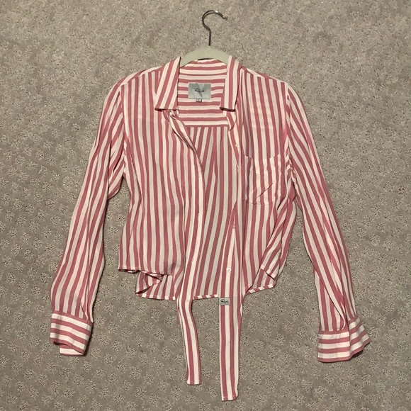 Rails Tie Front Button Up - Picture 1 of 1